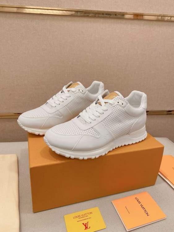 Picture of Louis Vuitton Shoes _SKULVsz39-44hnx052116684